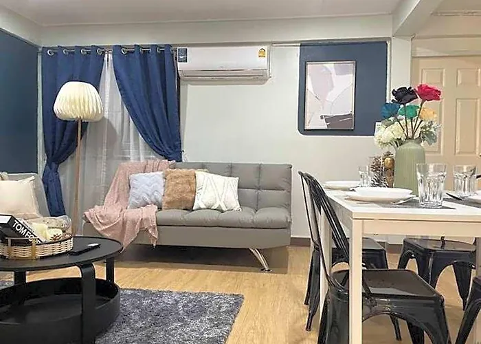 Rb7: Private House Downtown 1min Walk To Metro ホテル バンコク都