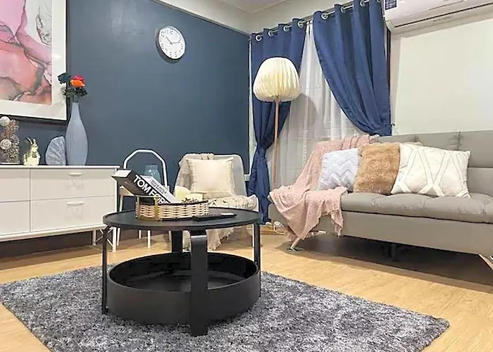 Rb7: Private House Downtown 1min Walk To Metro バンコク都